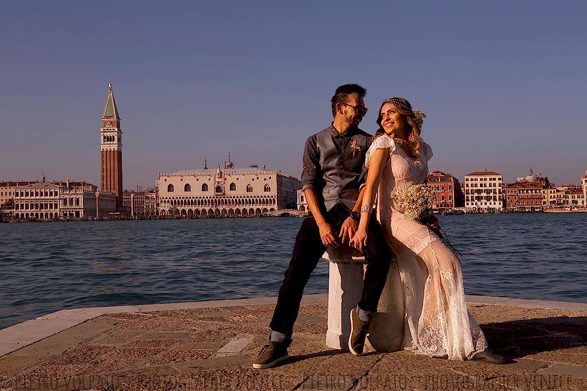 fotografo venezia servizio foto coppia romantica