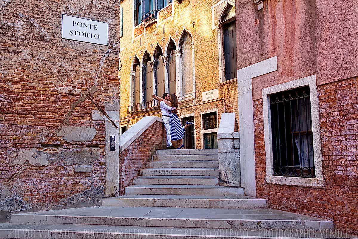 Fotografo a Venezia per servizio fotografico coppia innamorati 