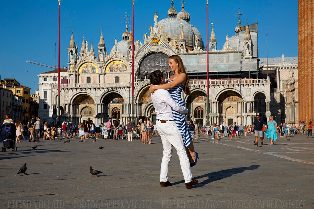 Fotografo a Venezia per servizio fotografico coppia innamorati 