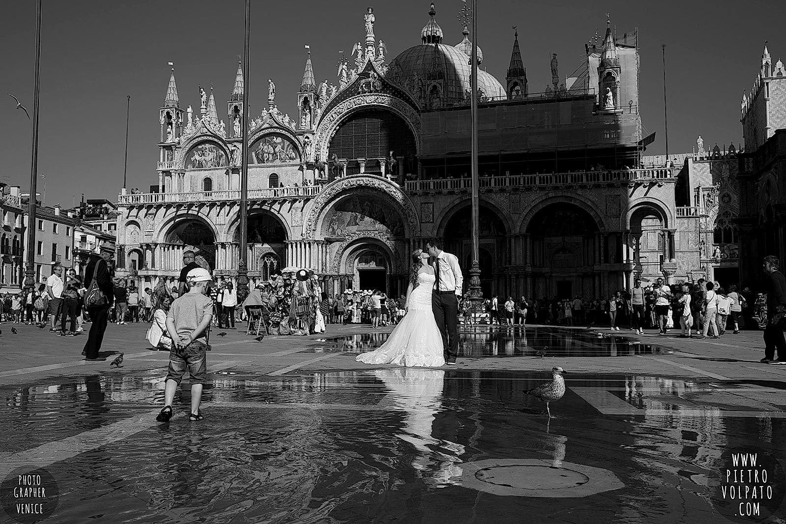 venezia fotografo per servizio fotografico viaggio di nozze sposi in luna di miele