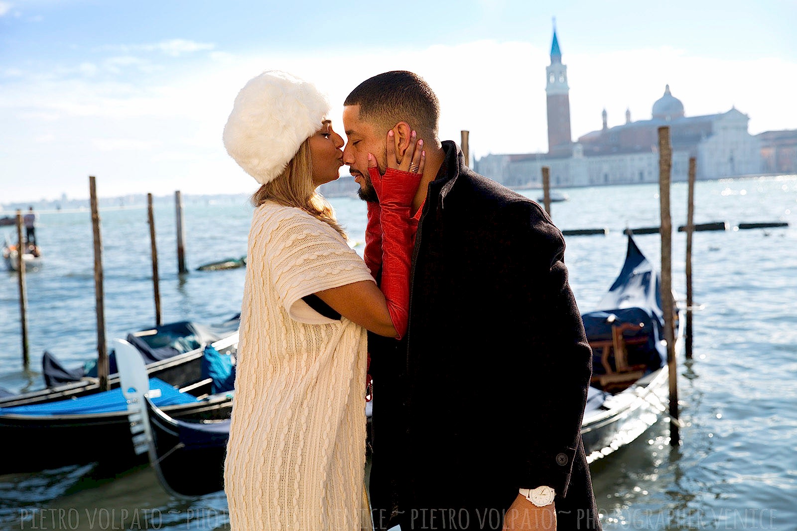 Ingaggiatemi come fotografo per la vostra vacanza romantica a Venezia ~ Foto di una indimenticabile passeggiata e giro in gondola