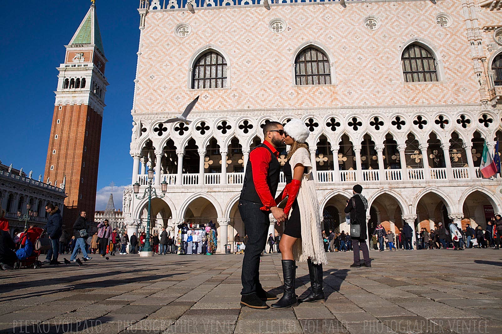 Ingaggiatemi come fotografo per la vostra vacanza romantica a Venezia ~ Foto di una indimenticabile passeggiata e giro in gondola