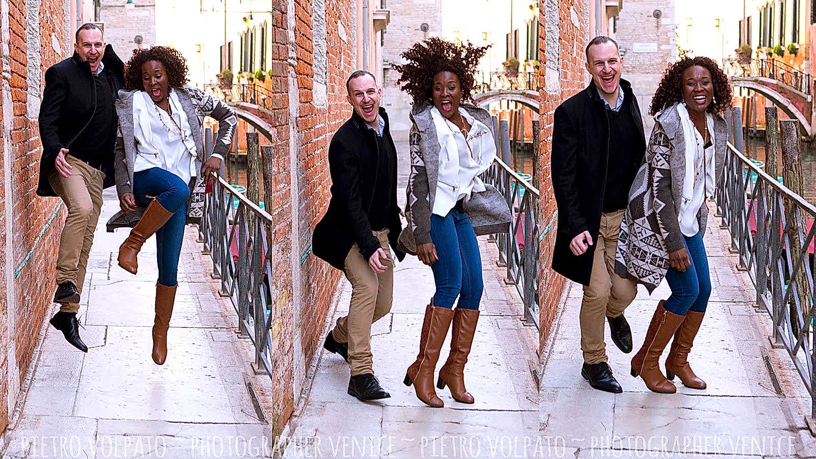 Fotografo a Venezia per servizio fotografico innamorati ~ Coppia in Vacanza ~ Foto e divertimento durante una passeggiata a Venezia