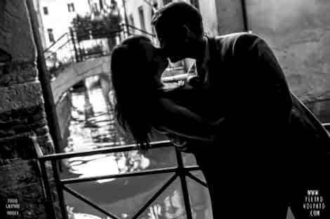 FOTOGRAFO VENEZIA FOTO COPPIA VACANZA ROMANTICA