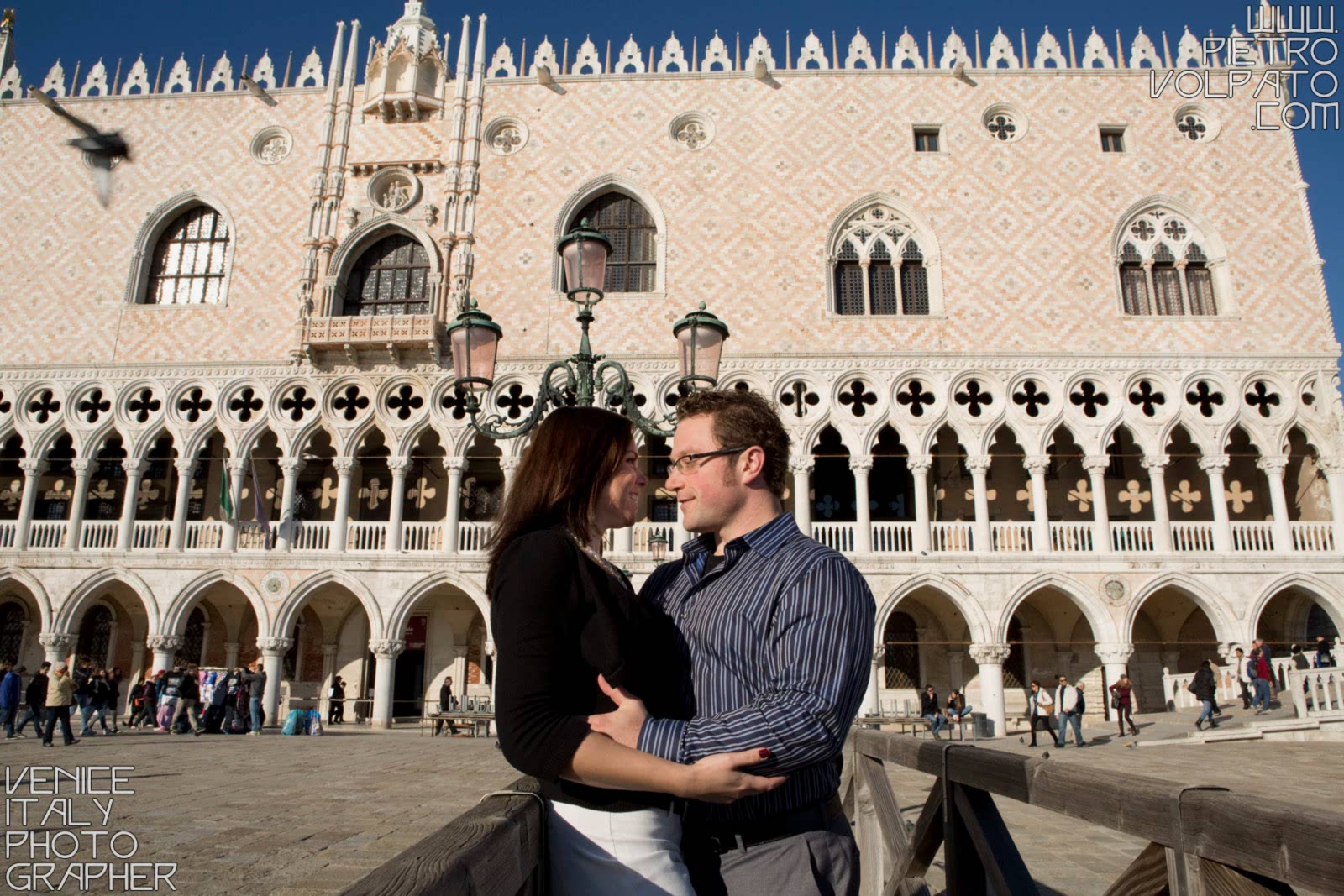 Photographer in Venice Italy for engagement photo shoot and tour for couple on vacation ~ Romantic and fun Venice photo walk