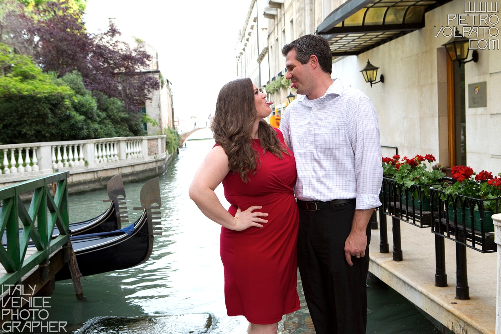 Photographer in Venice for honeymoon photography session during a romantic walking tour ~ Romantic couple vacation photo walk in Venice Italy