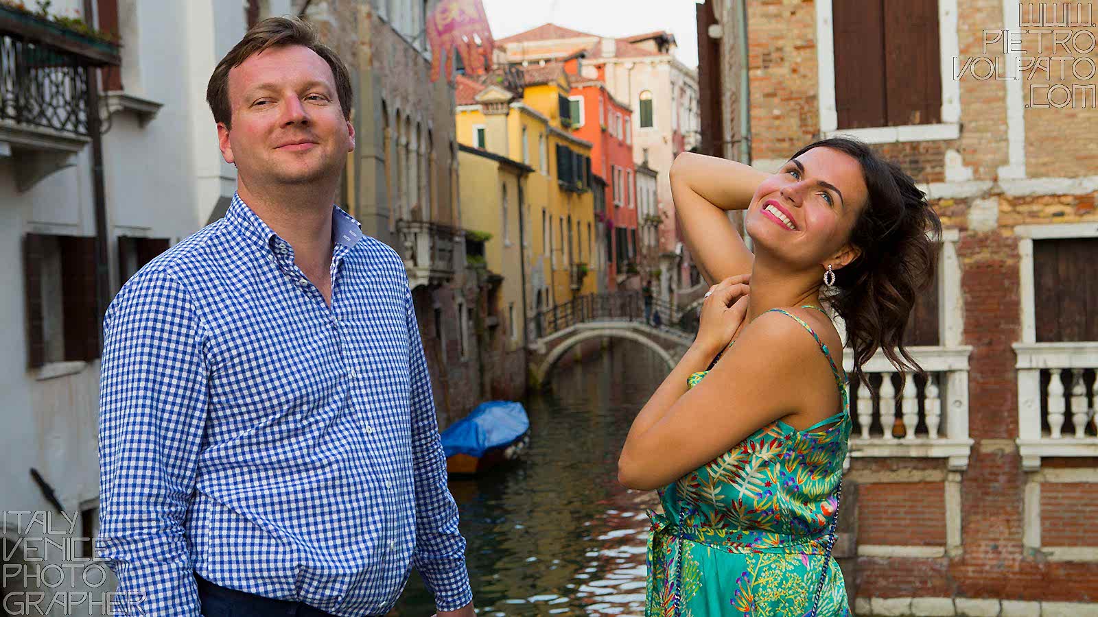 Venice Photographer for Couple Vacation Photo Session