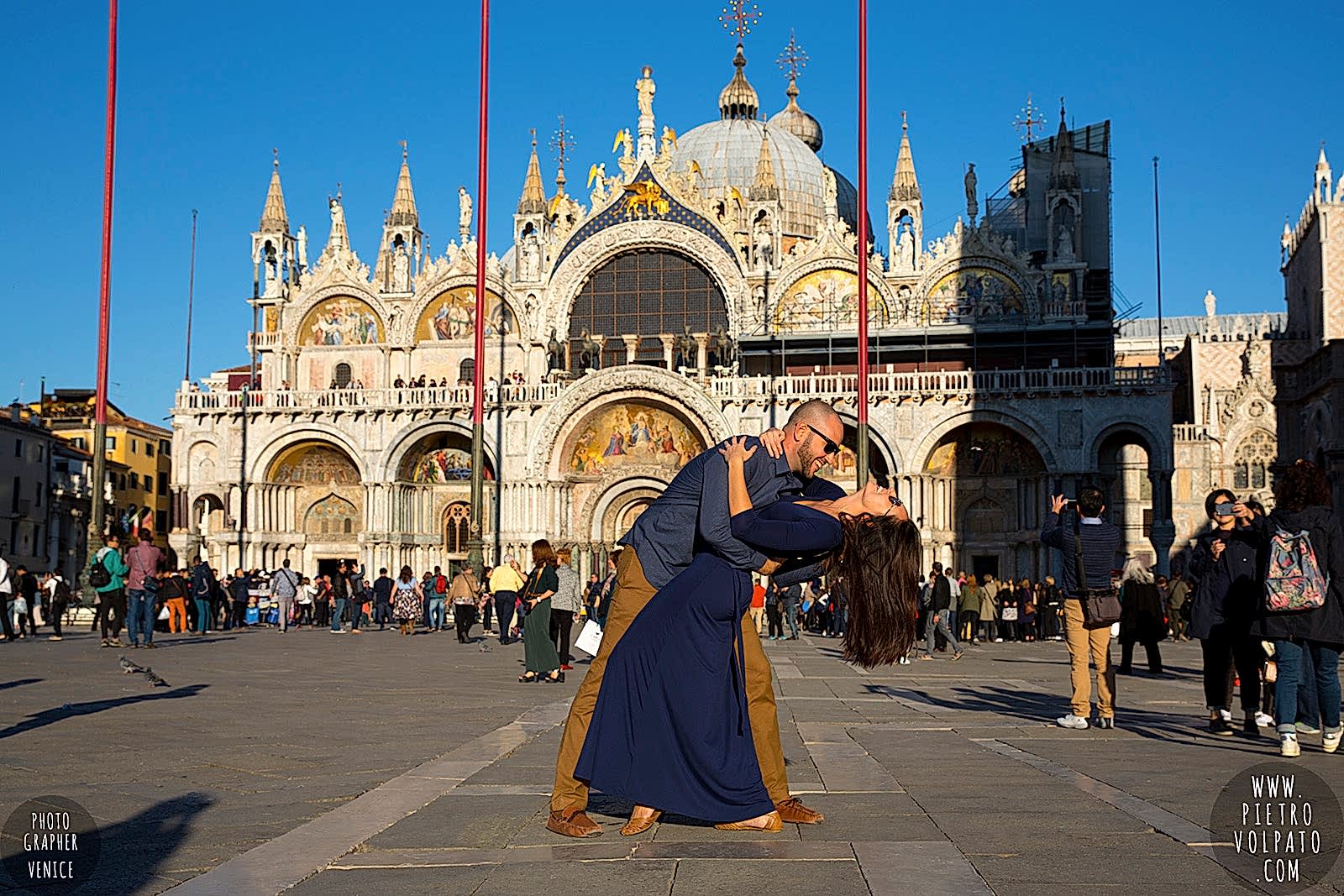 Venice engagement photographer ~ Couple photo shoot in Venice