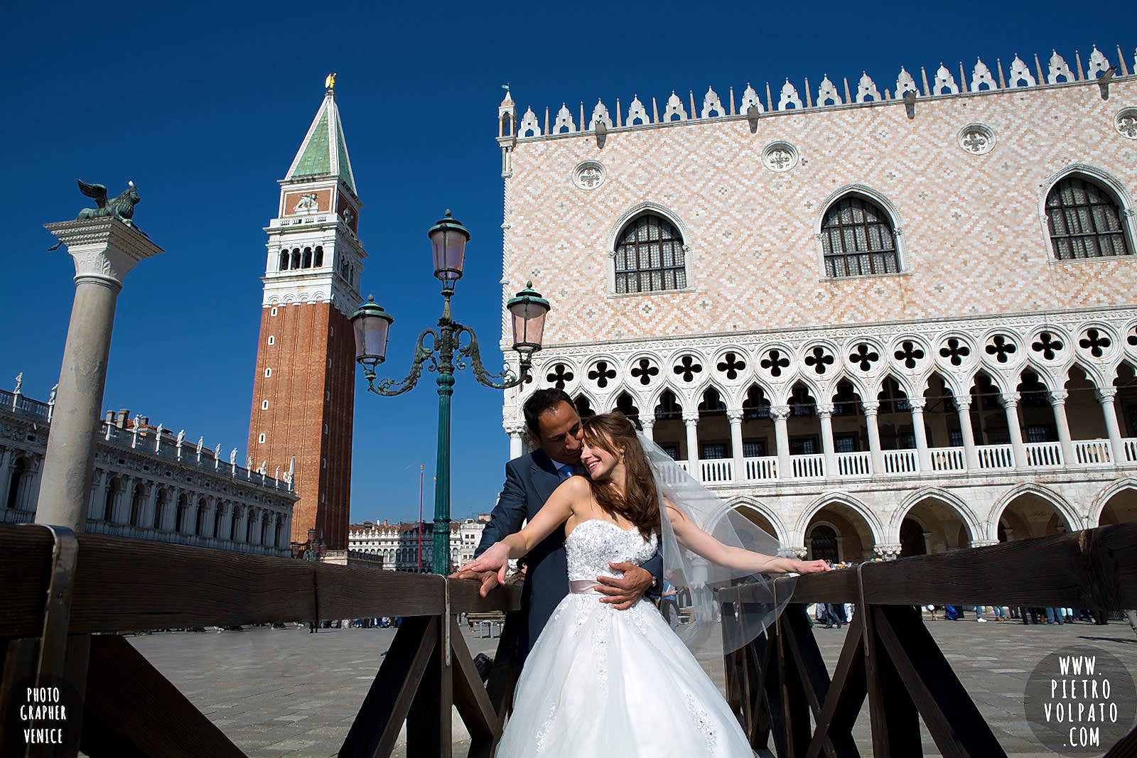 venice wedding honeymoon photographer