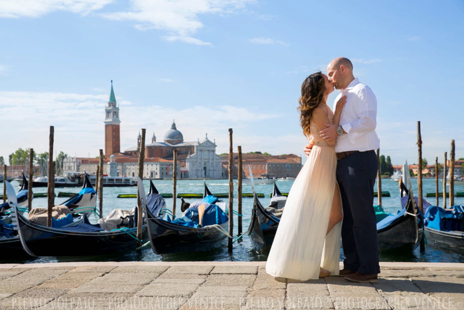 venice photographer for honeymoom photography session tour