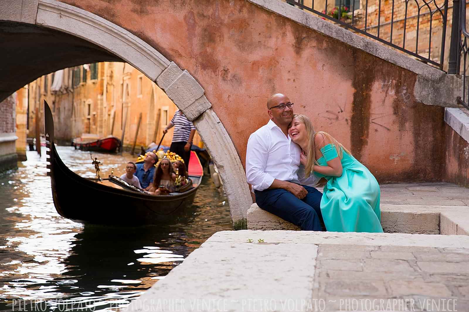 Photographer in Venice for vacation photo shoot