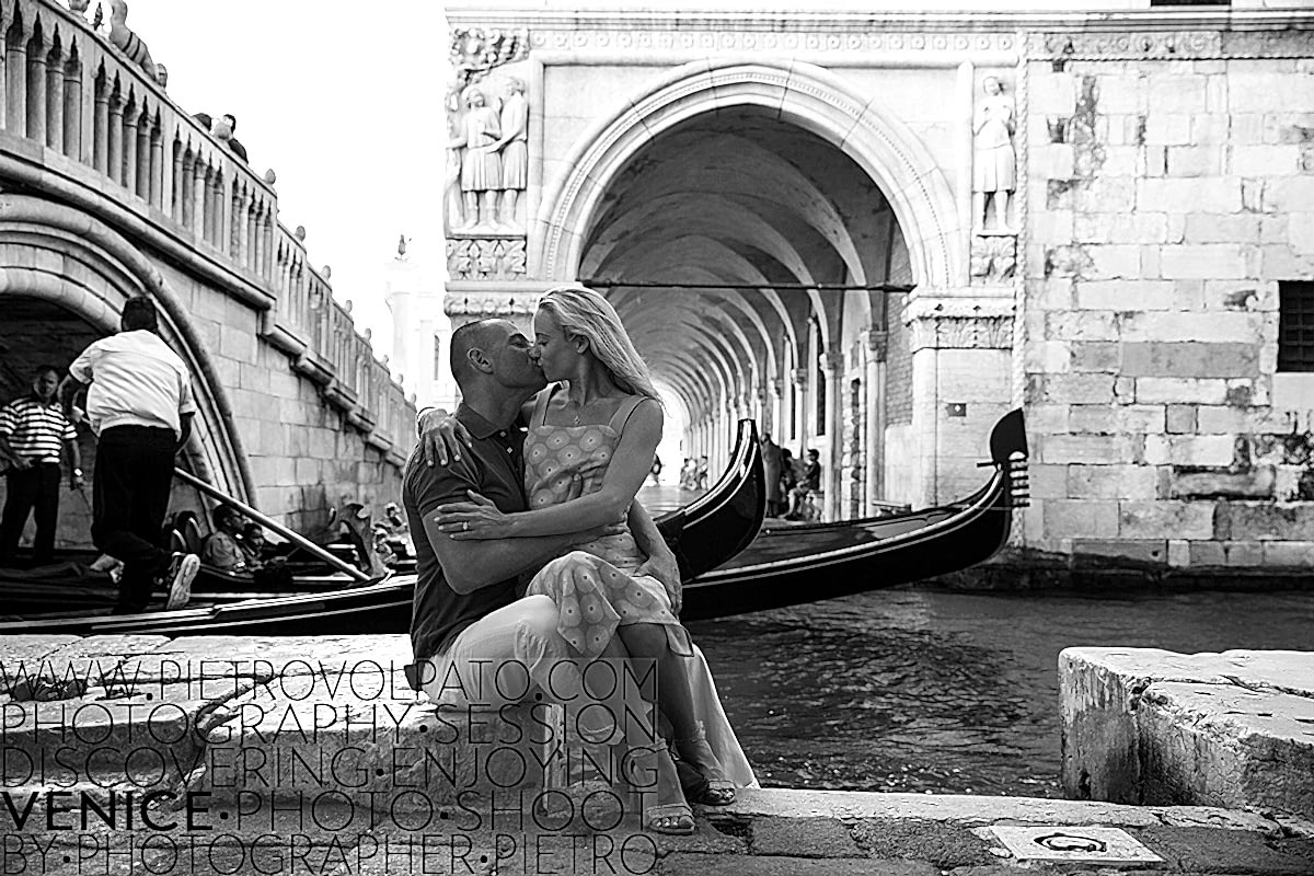 Venice photographer honeymoon photo shoot