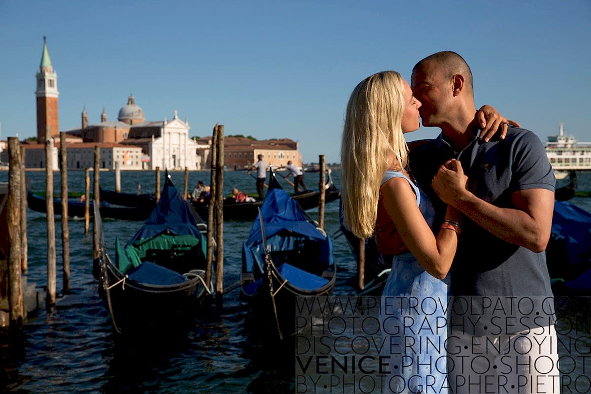 Venice photographer honeymoon photo shoot