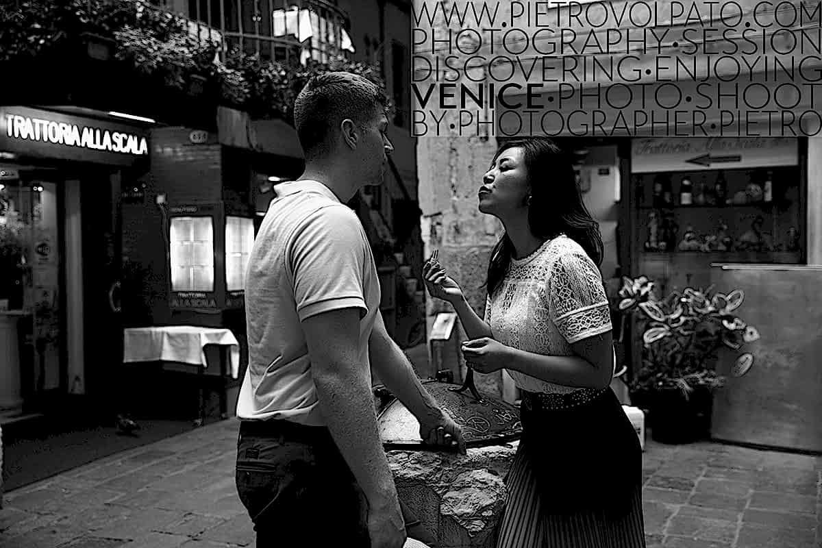 venice photographer couple photo shoot tour