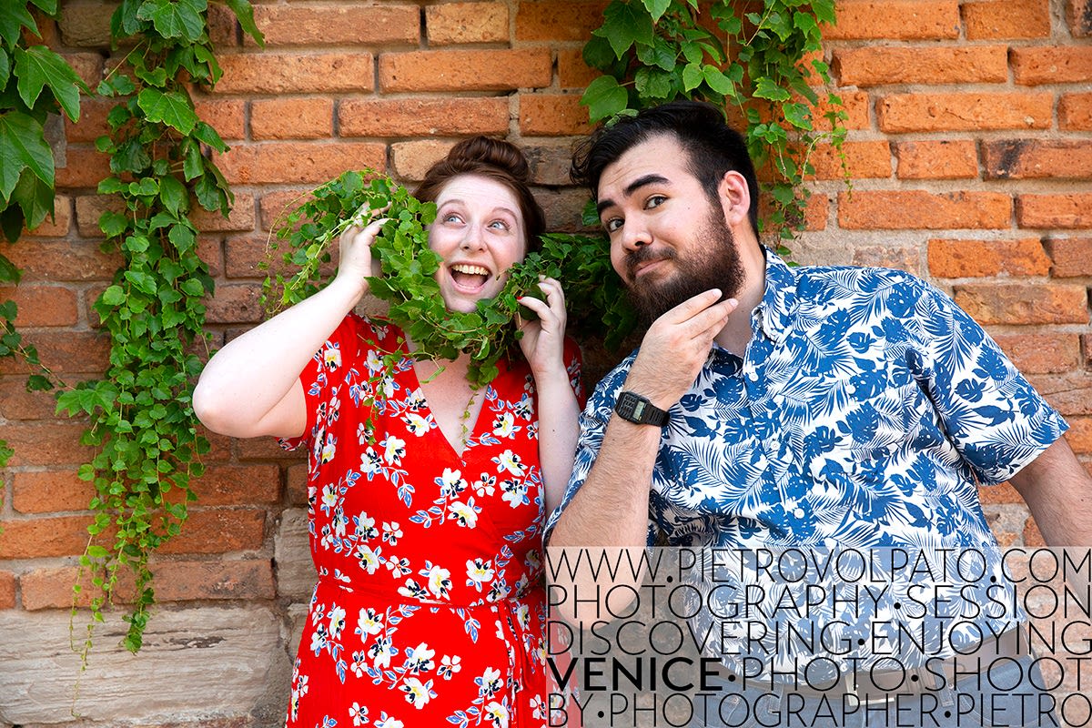 venice photographer couple photo shoot