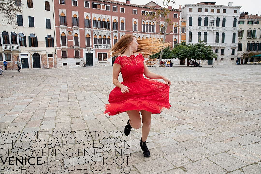 photographer in venice for vacation photo shoot