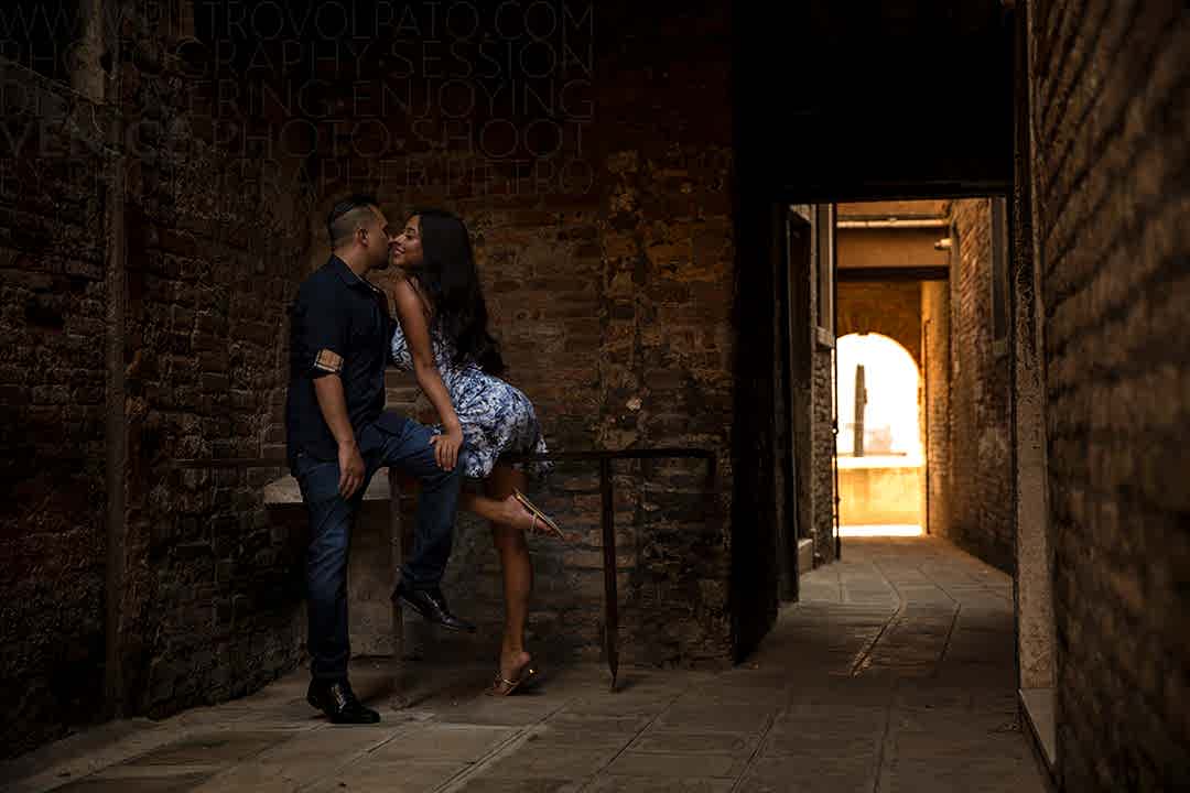 Photo Shoot in Venice Italy for Couples