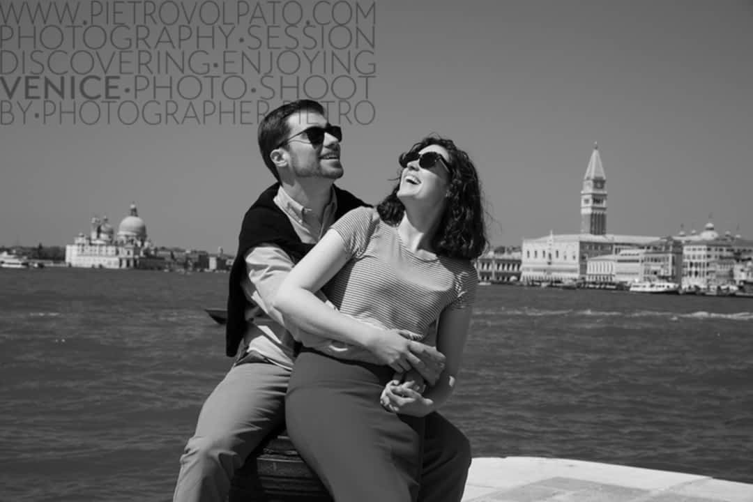 Photo Shoot in Venice Italy for Couples