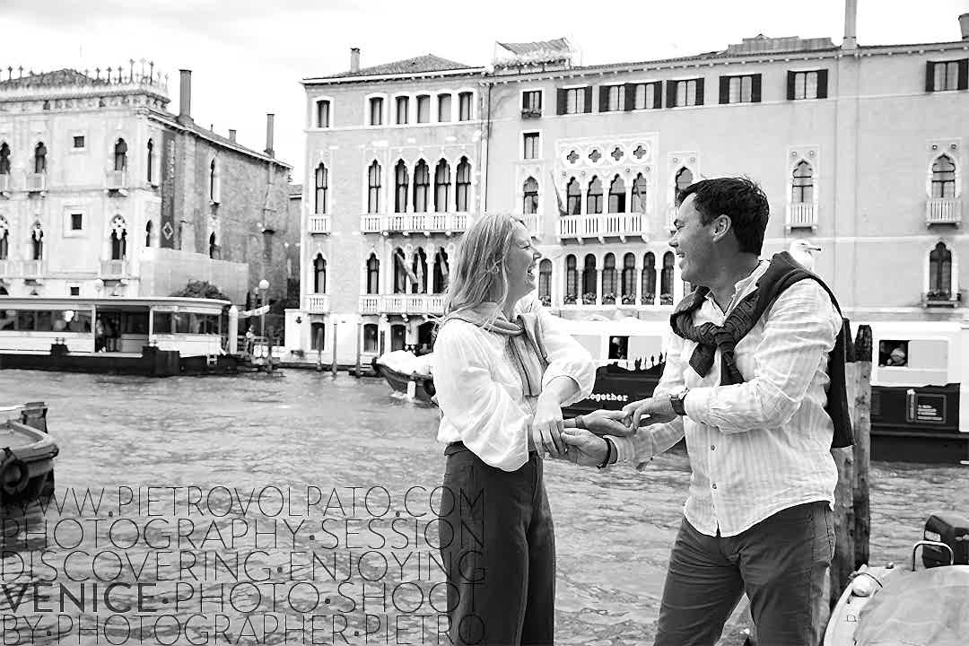 Photo Shoot in Venice Italy for Couples