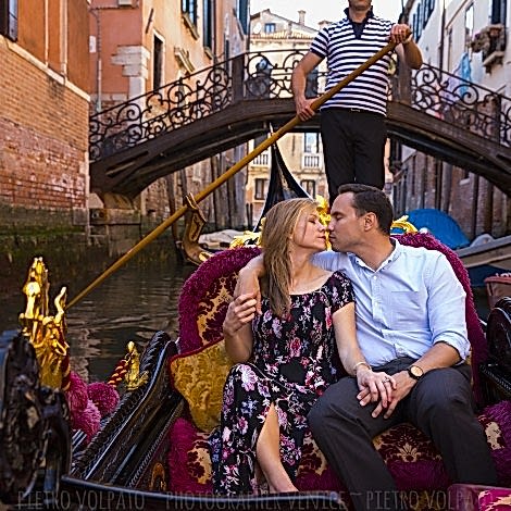 Photographer in Venice for Honeymoon Photos and Tour